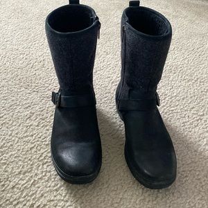 Women’s Uggs boots